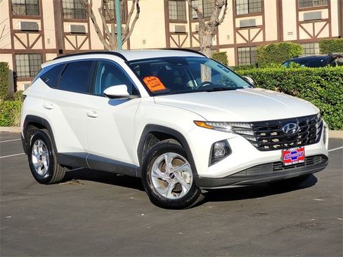 Used 2024 Hyundai Tucson SEL image 2