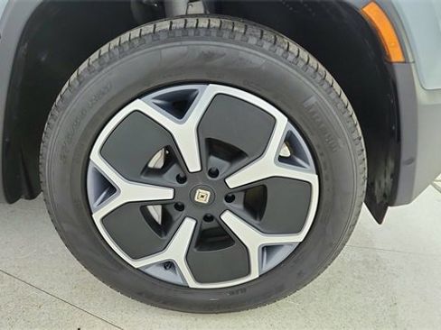 Used 2024 Rivian R1T Adventure image 58