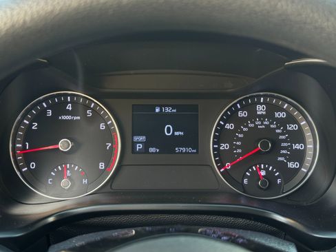 Used 2021 Kia Forte LXS FWD image 17