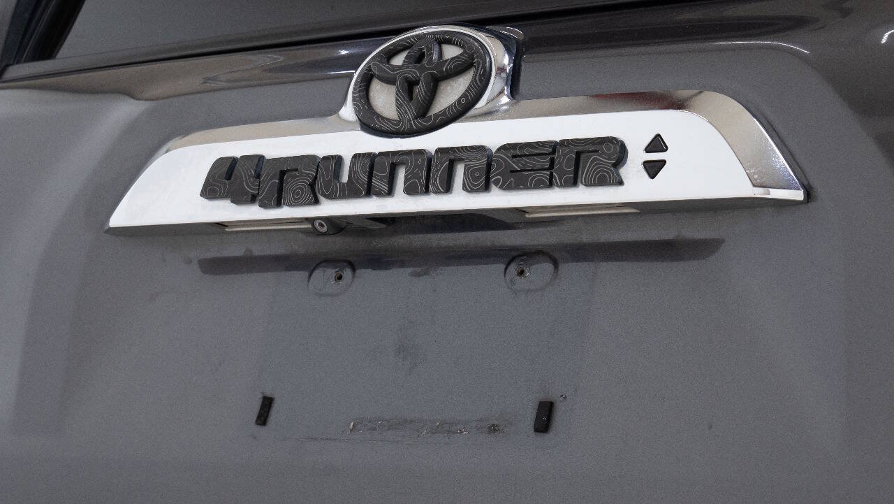 Used 2011 Toyota 4Runner Limited AWD/4WD image 14