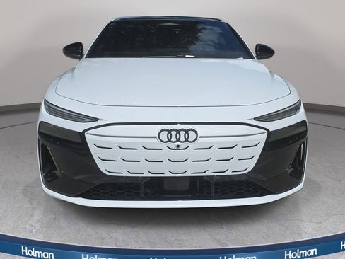 Used 2025 Audi S6 e-tron Prestige w/ 21" Black Optic Package AWD/4WD image 3