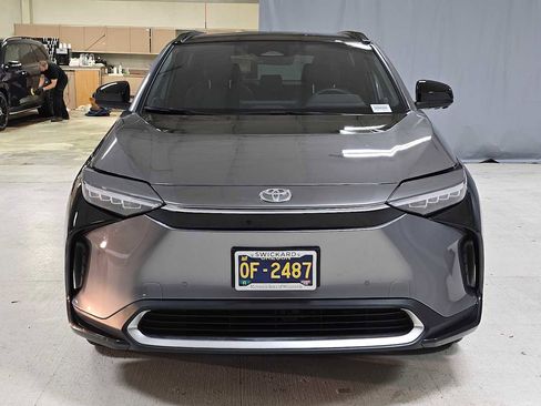 Used 2024 Mercedes-Benz Sprinter 2500 image 38