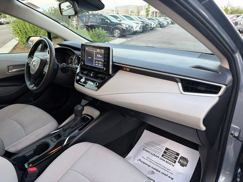 Used 2021 Toyota Corolla LE w/ LE Premium Package FWD image 13