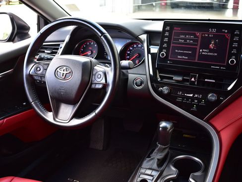 Used 2022 Toyota Camry XSE FWD image 28