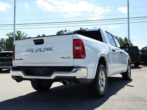 Used 2025 RAM 1500 Big Horn AWD/4WD image 6