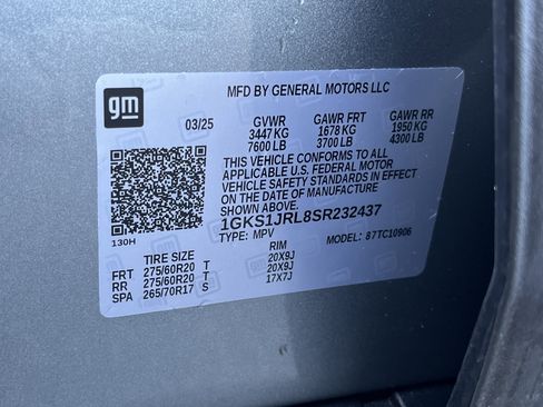 Used 2025 GMC Yukon XL Denali RWD image 29