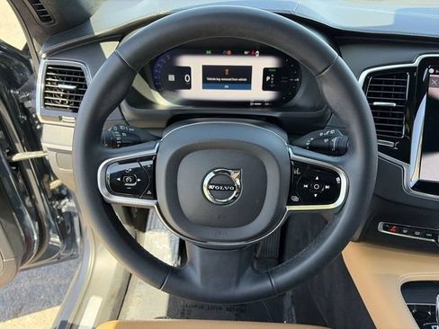 Used 2023 Volvo XC90 T8 Ultimate w/ Lounge Package AWD/4WD image 24