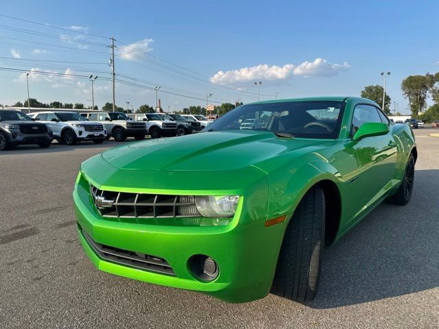 Used 2011 Chevrolet Camaro LS RWD image 23