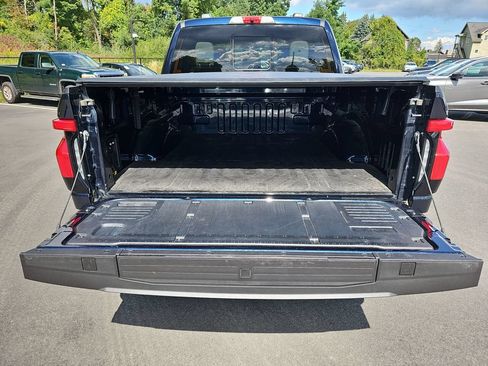 Used 2023 Ford F150 Lightning Platinum AWD/4WD image 23