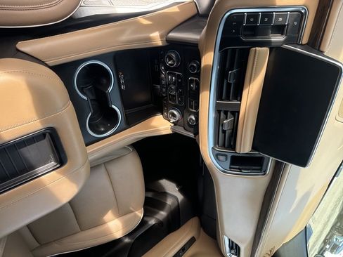 Used 2023 Chevrolet Tahoe Premier image 26