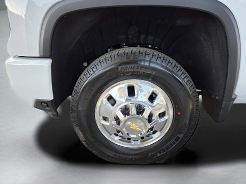 New 2026 Chevrolet Silverado 3500 High Country w/ High Country Premium Package image 24