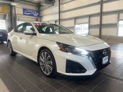 Used 2023 Nissan Altima 2.5 SL