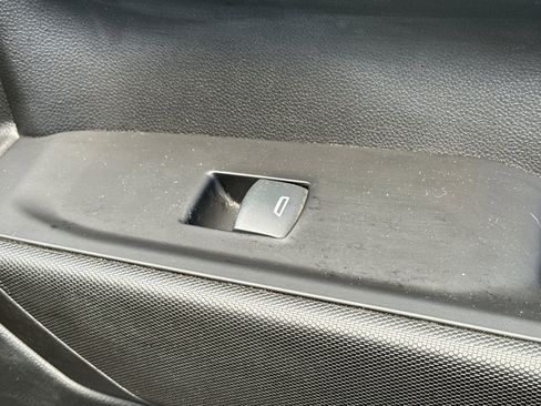 Used 2019 Chevrolet Silverado 1500 Custom Trail Boss w/ Custom Convenience Package image 21