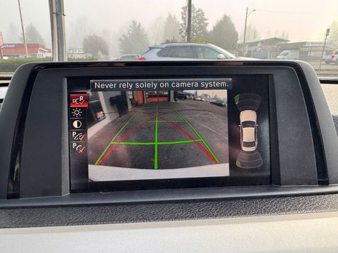 Used 2015 BMW 320i Sedan image 38