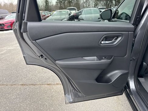 Used 2026 Nissan Rogue SV image 25