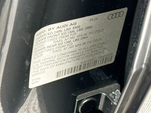 Certified 2025 Audi Q5 Premium Plus w/ Premium Plus image 34