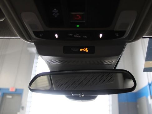 Used 2023 Honda Accord EX image 37