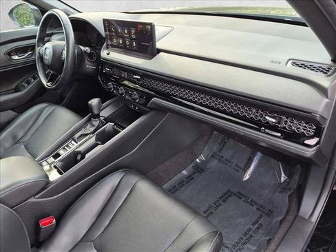 Used 2023 Honda Accord Sport image 21