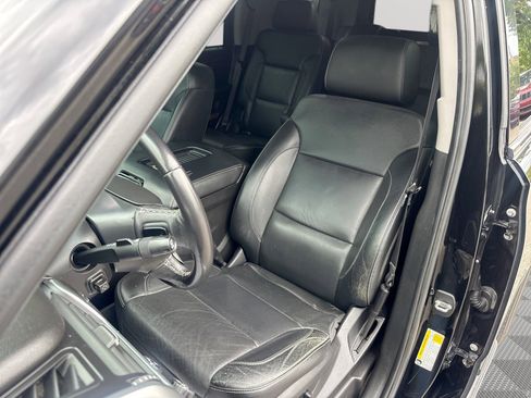 Used 2018 Chevrolet Tahoe Premier AWD/4WD image 13