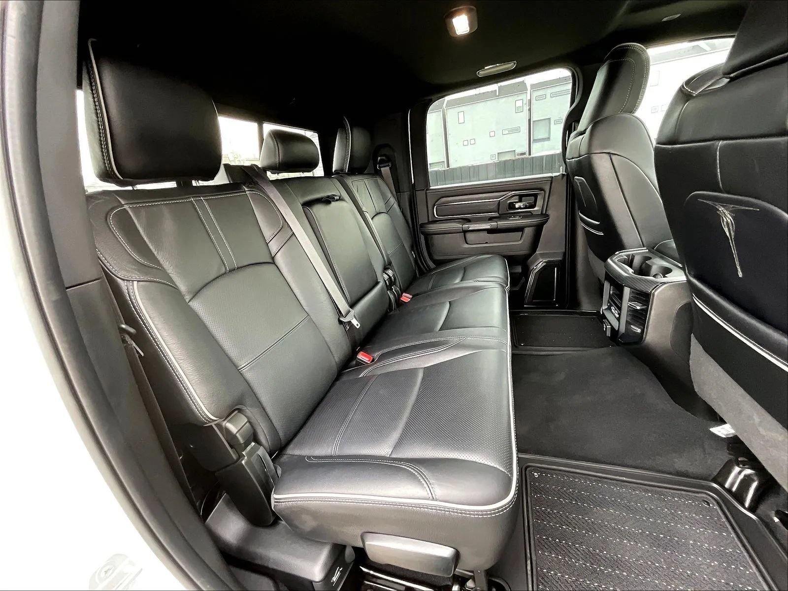 Used 2024 RAM 2500 Limited AWD/4WD image 15