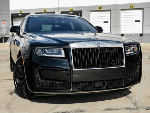 Used 2022 Rolls-Royce Ghost image 20