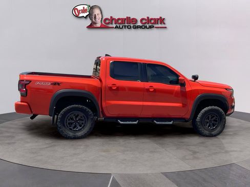Used 2025 Nissan Frontier PRO-4X AWD/4WD image 6