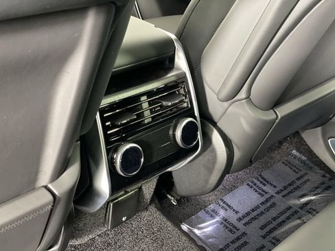 Certified 2023 Land Rover Range Rover SE AWD/4WD image 30