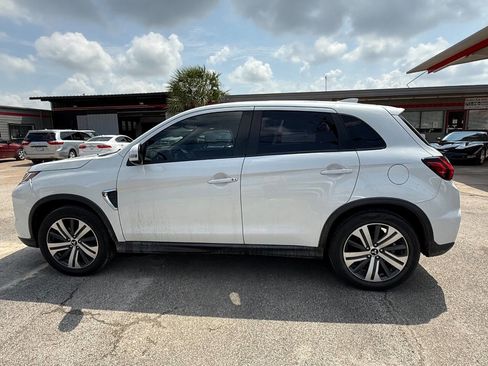 Used 2020 Mitsubishi Outlander Sport SE image 9