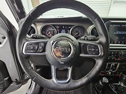 Used 2018 Jeep Wrangler Unlimited Rubicon image 27
