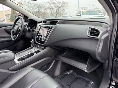 Used 2023 Nissan Murano SV image 13