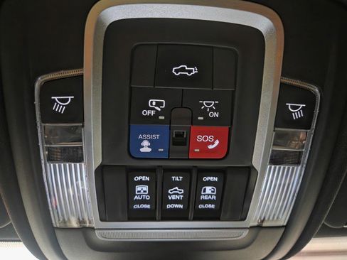 Used 2019 RAM 2500 Laramie AWD/4WD image 67