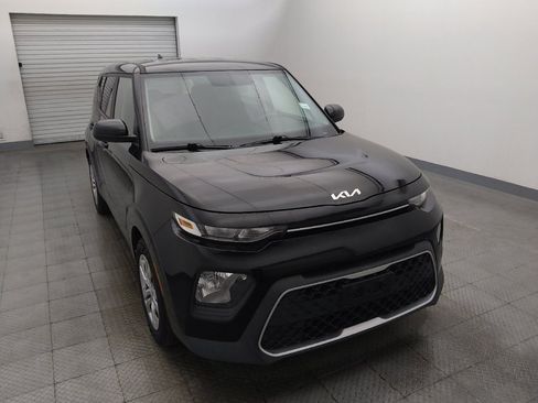 Used 2022 Kia Soul LX FWD image 14