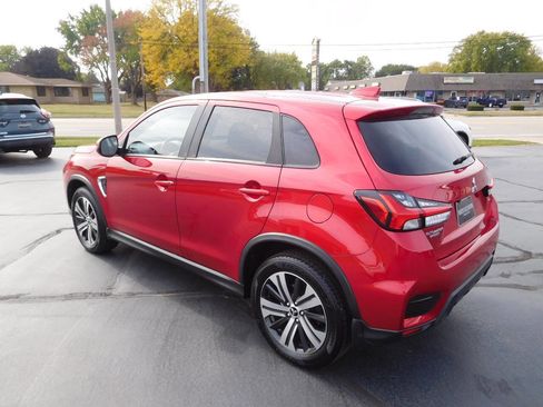 Used 2020 Mitsubishi Outlander Sport SE image 3