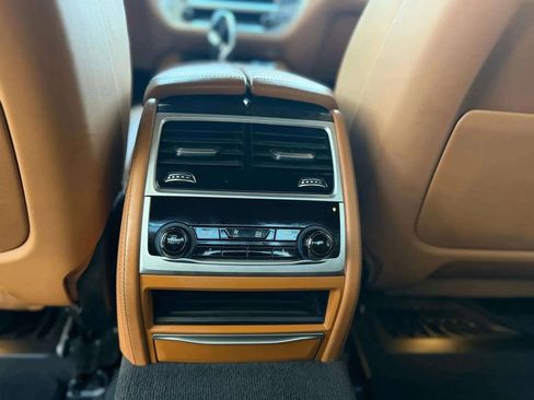 Used 2018 BMW 750i xDrive 750i xDrive Sedan 4D image 22