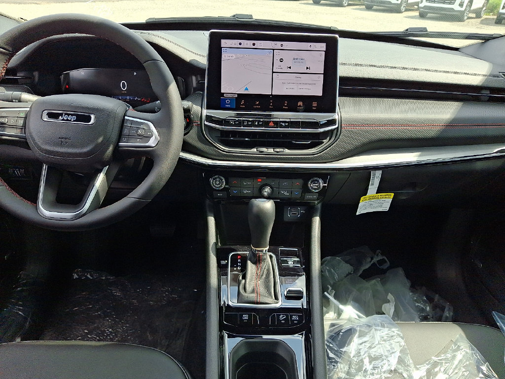 New 2026 Jeep Compass Trailhawk w/ Sun, Sound & Navigation Group AWD/4WD image 11