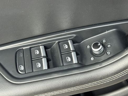 Used 2018 Audi S4 Premium Plus w/ Navigation Package image 15