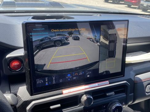Certified 2026 Toyota Tacoma TRD Pro AWD/4WD image 10