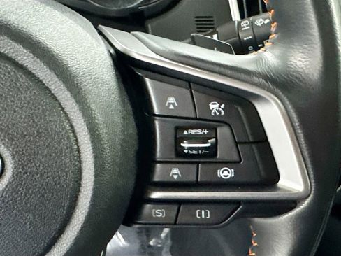 Certified 2021 Subaru Crosstrek 2.5i Limited w/ Popular Package #3 image 9