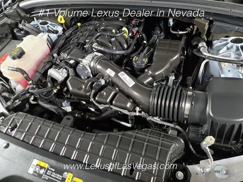 Used 2024 Jeep Grand Cherokee Limited w/ Luxury Tech Group II AWD/4WD image 25