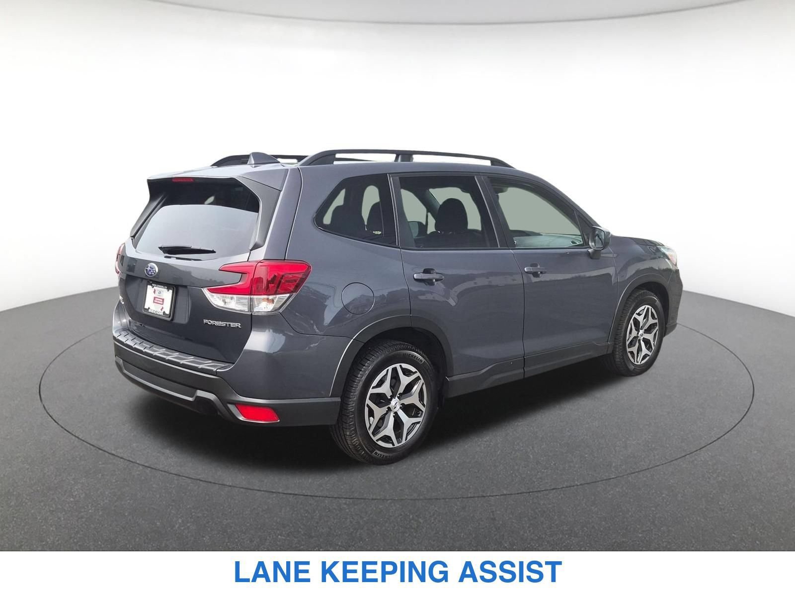 Used 2021 Subaru Forester Premium AWD/4WD image 6