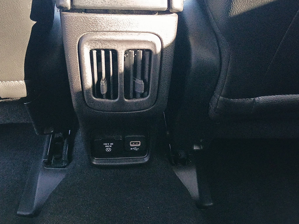 Used 2019 Jeep Compass Trailhawk w/ Cold Weather Group AWD/4WD image 17