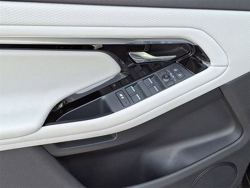 Certified 2023 Land Rover Range Rover Evoque R-Dynamic S image 12