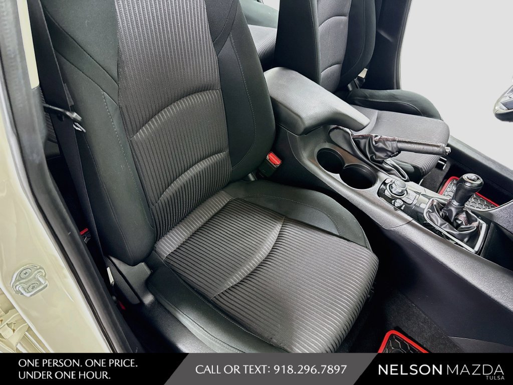 Used 2015 MAZDA MAZDA3 i Touring FWD image 46