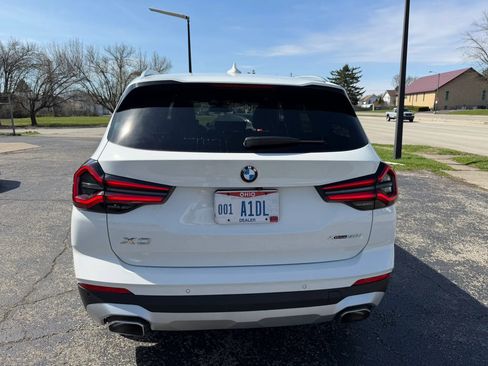 Used 2023 BMW X3 xDrive30i w/ Premium Essential Package image 7