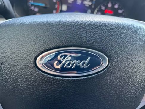 Used 2022 Ford Explorer XLT w/ Equipment Group 202A RWD image 31