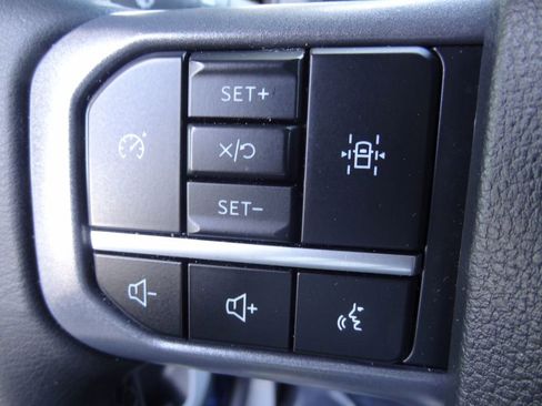 Certified 2025 Ford F150 XLT w/ Equipment Group 301A Standard image 15