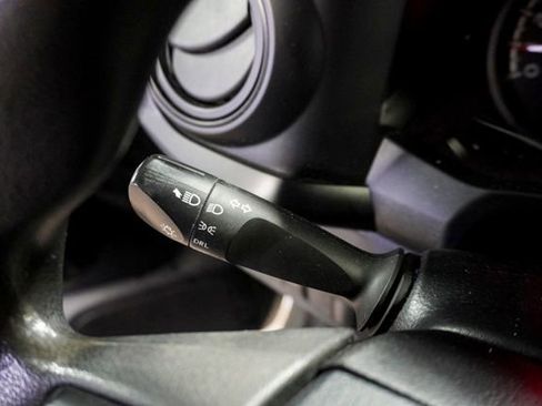 Used 2023 Toyota Tacoma SR image 17