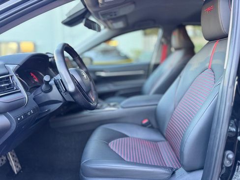 Used 2024 Toyota Camry image 14