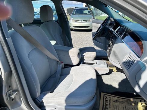 Used 2007 Buick LaCrosse CX image 13