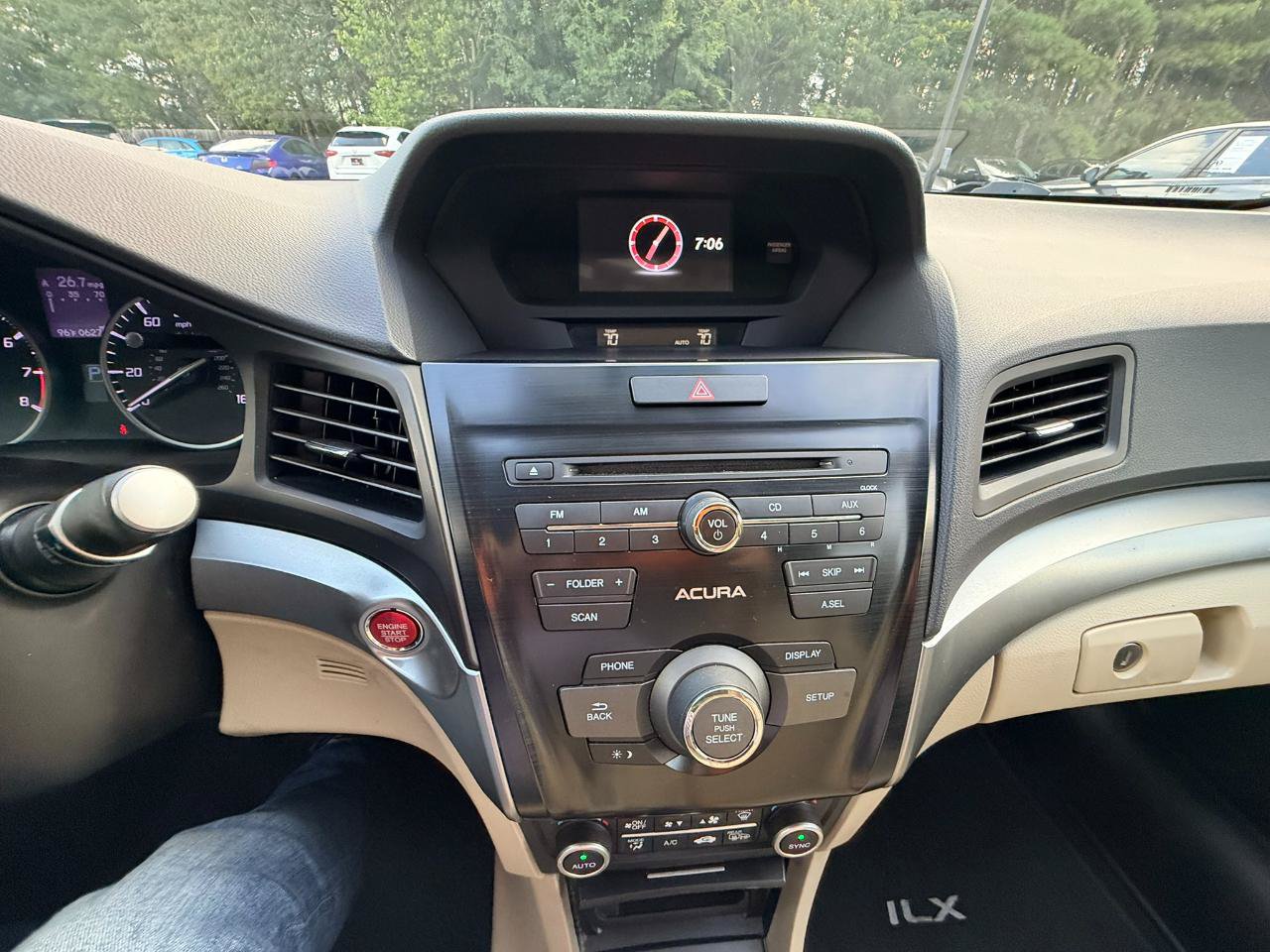 Used 2018 Acura ILX FWD image 19